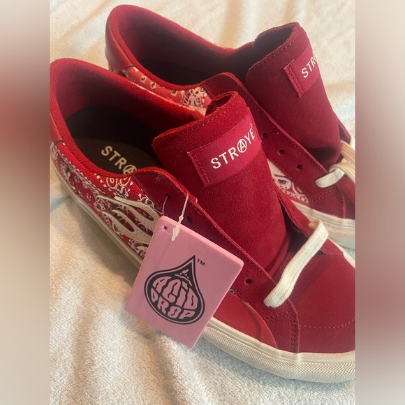 Straye Sneakers - Picture 4 of 6